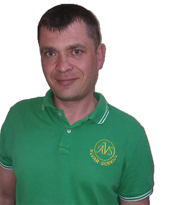 Олег Арискин